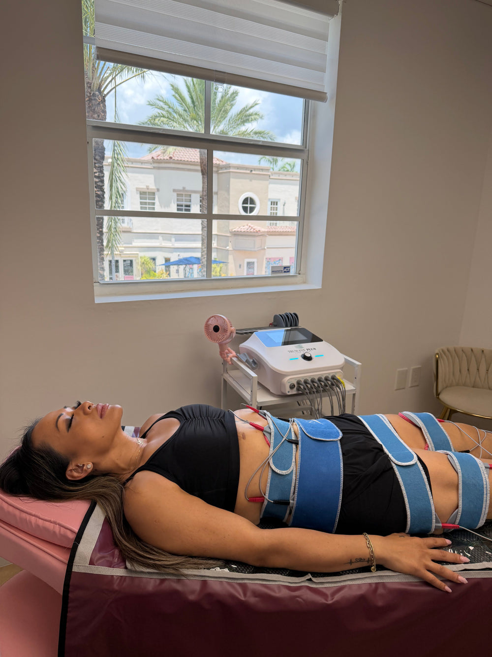 Cryotherapy vs EMS: Which Is Better for Weight Loss?